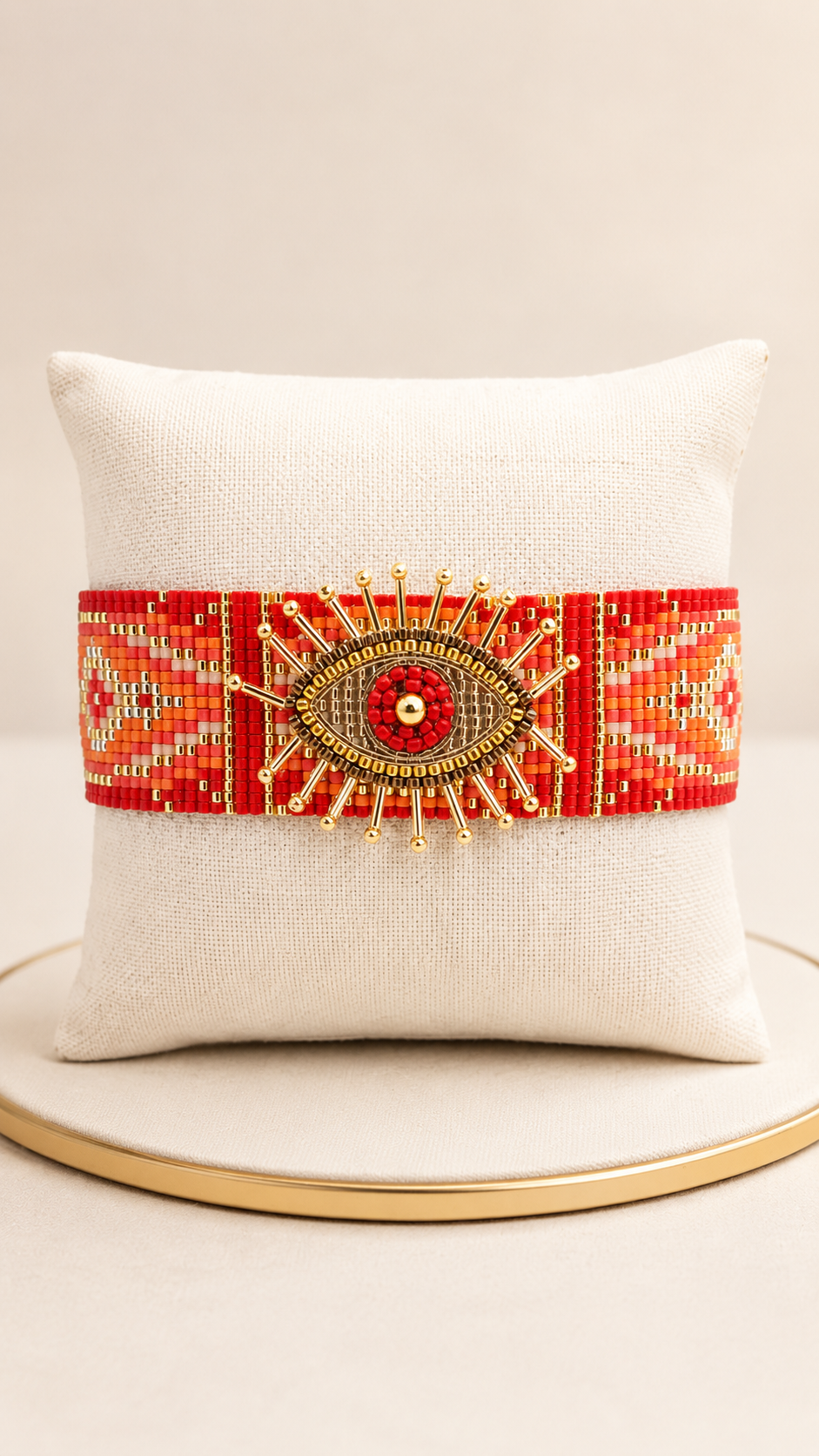 Heart Eyes Beaded Bracelet